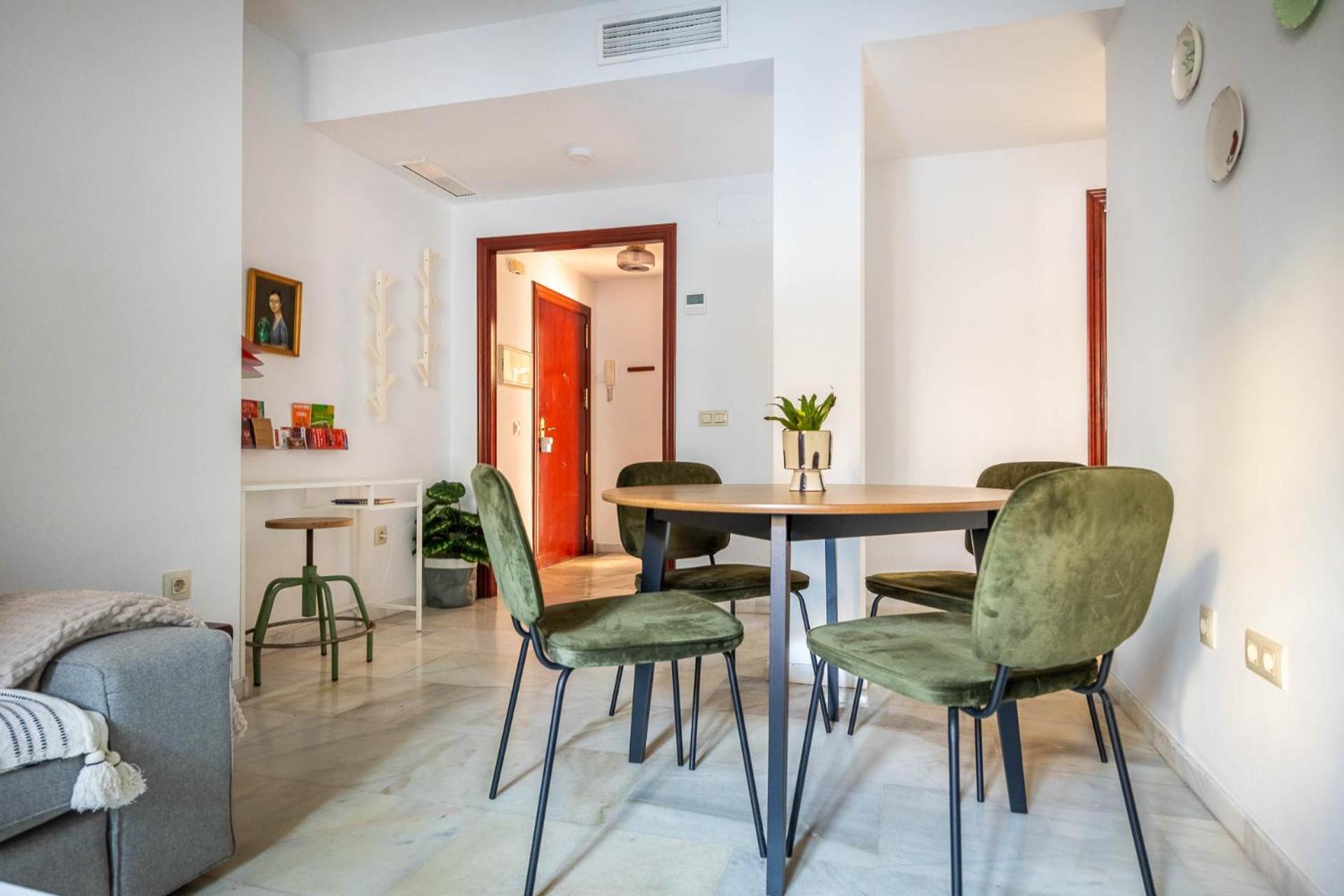 Piso Con Patio Privado Y Parking Nervion Sevilla Dış mekan fotoğraf